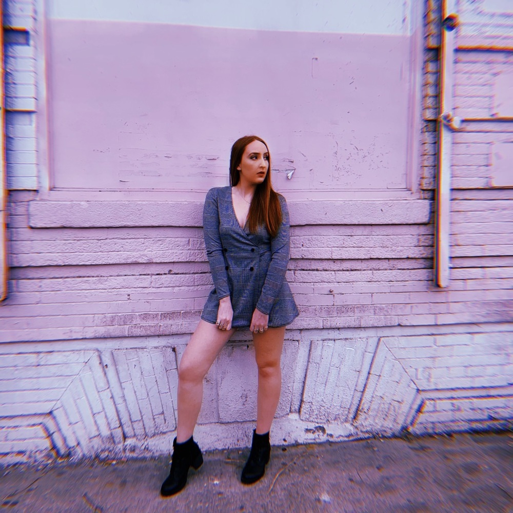 Meet your Posher, Emma